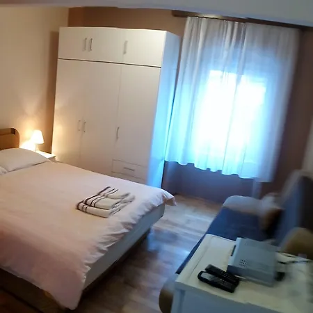 Carol 3* 트로기르