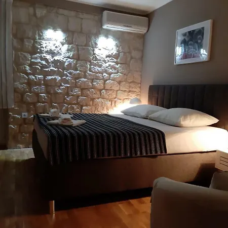 Carol Pensjonat Trogir