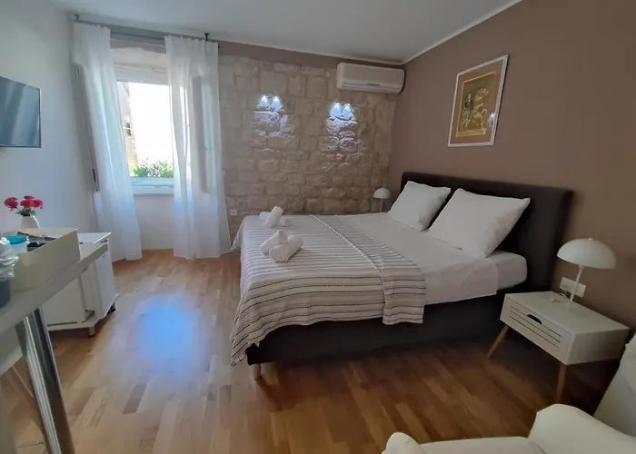 招待所 卡罗尔罗姆斯酒店