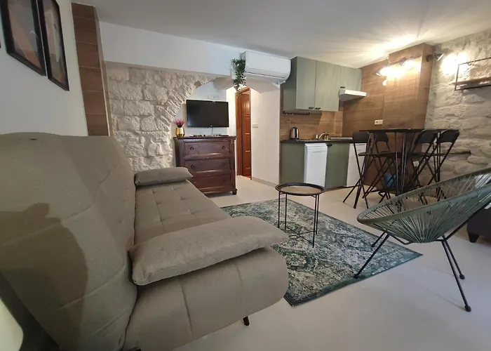 Vendégház Carol 3*