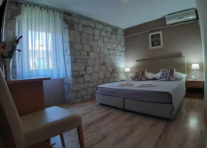 Carol Vendégház Trogir