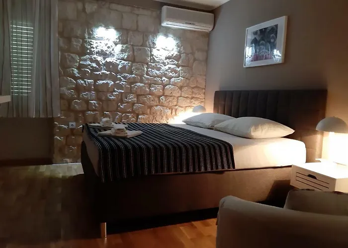 Carol Penzion Trogir