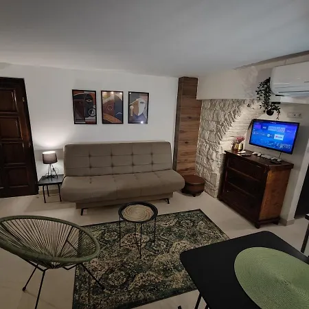 Gostinjska kuća Carol 3*