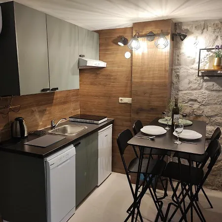 Gostinjska kuća Carol Trogir