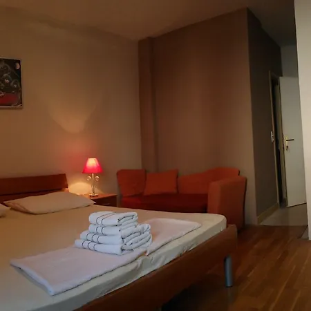 Carol Gostinjska kuća