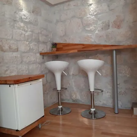 Gostinjska kuća Carol